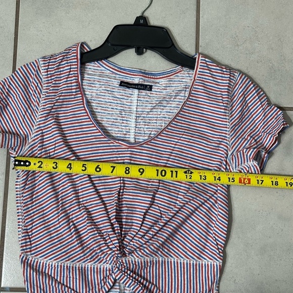 Abercrombie & Fitch Women Striped Crop Top Twist Knot Size M. - Picture 6 of 7